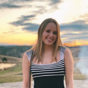 Meet your Posher, Nicole